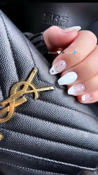 ネイル Clari-vu　エステ＆ネイル所属・mihane ﾜﾝﾎﾝ ｷﾞｬﾙのネイルデザイン