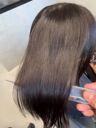 ミディアム 透明感カラー特化/ 顔まわり特化/辻部のヘアスタイル