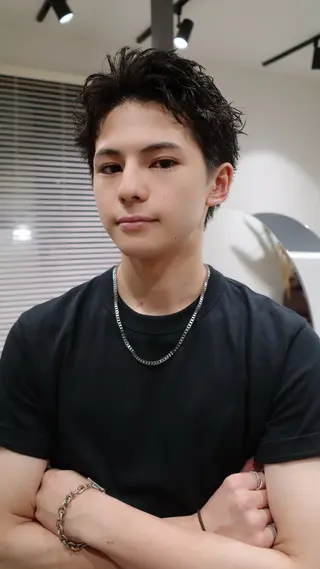 ショート パーマ メンズ ボブ/レイヤー /河内温太のヘアスタイル