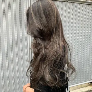 ロング カラー 韓国🤍ワンホンヘア みかん🇨🇳のヘアスタイル