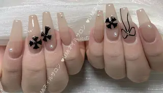 ネイル U.Miネイルサロン所属・ユ きのネイルデザイン