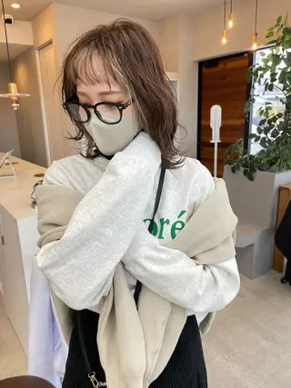 ショート カラー honami🐬／ 美髪カラー／縮毛矯正のヘアスタイル