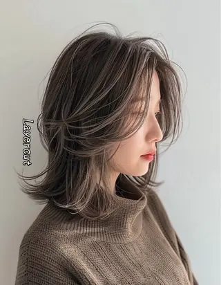 ミディアム 艶髪カラー💙ྀི/ アイ兼任👀/ミナルのマツエク・マツパデザイン