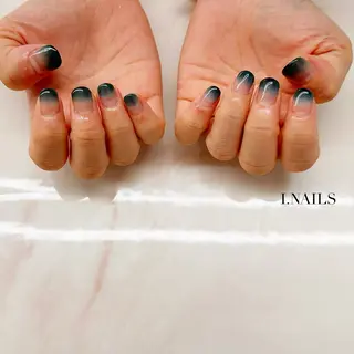 ネイル アイネイルズ所属・早川 梓のネイルデザイン
