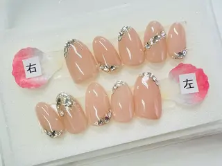 ネイル ユリシスネイル 担当近藤のネイルデザイン