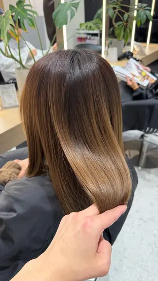 ロング SALOWIN高崎所属・縮毛矯正・髪質改善 鈴木悠太/当日OK✨のヘアスタイル