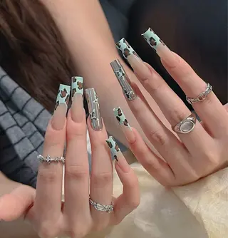 ネイル 長さだし専門店 M2　rikaのネイルデザイン