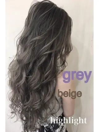 セミロング カラー 柔らかbeige モトキのヘアスタイル