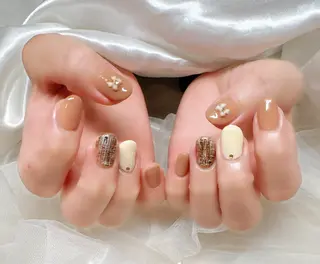 ネイル 高島 夏海のネイルデザイン