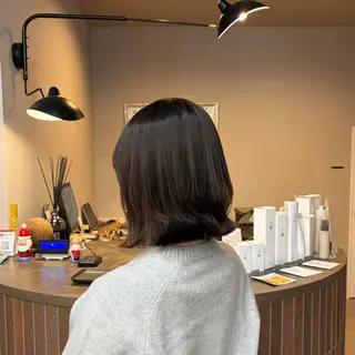 ミディアム rina/ レディースカットのヘアスタイル