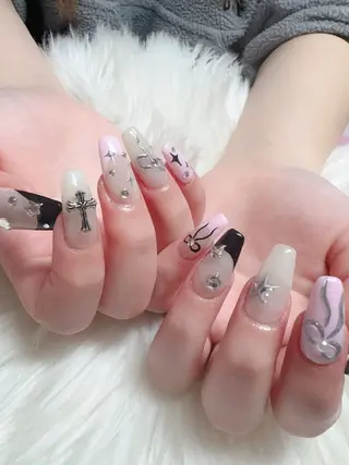 ネイル ＆ME アンドミーのネイルデザイン