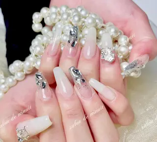 ネイル Momo 🤍のネイルデザイン