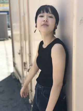 ショート カラー toi【トワ】所属・安達 俊亮のヘアスタイル