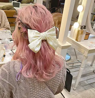 ミディアム ヘアアレンジ エクステ/ハイトーン 🐏☁️miminaのヘアスタイル