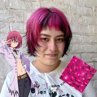 ショート カラー カライング所属・ズミ/垢抜けレイヤー 🦖透明感カラーのヘアスタイル