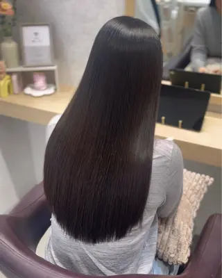 ロング パーマ suzuka/透明感 カラー 美髪縮毛矯正のヘアスタイル