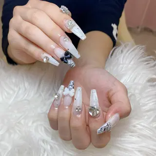 ネイル ゴテゴテ ネイルのネイルデザイン