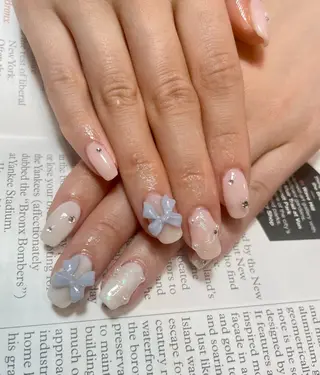 ショート 🫧Sunrich lu🤍のネイルデザイン