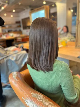 セミロング カラー 髪質改善カラー ブラウン🤎YUMEのヘアスタイル