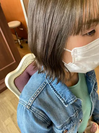 ショート 岡本 真実のヘアスタイル