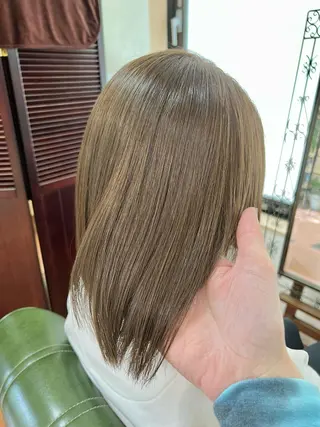 ショート カラー 石井 佑樹のヘアスタイル