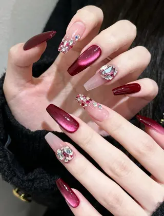 ネイル 小島 阿佑美のネイルデザイン