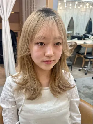 セミロング カラー 髪質改善✨縮毛矯正 ショートボブ/ともきのヘアスタイル