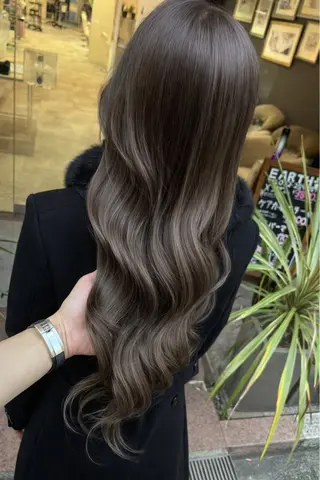 カラー 透明感のある艶髪なら 矢場町駅4番出口すぐのヘアスタイル