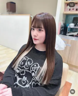 ロング まひろ エクステ／ハイトーンのヘアスタイル