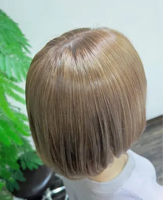 ショート カラー Ang　山口 莉沙のヘアスタイル