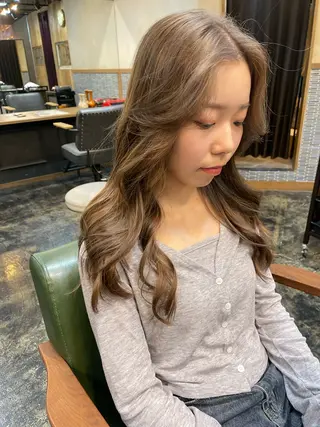 ロング 韓国 / 中国ヘア 🦋Noniのヘアスタイル