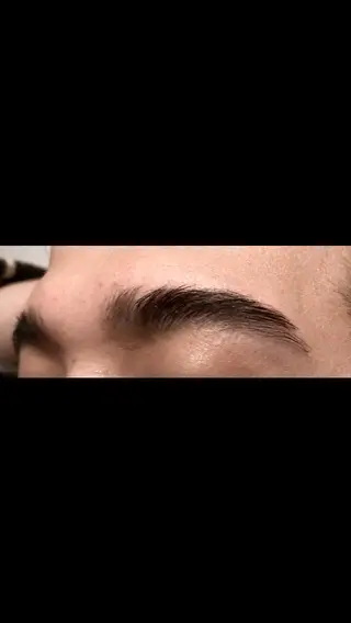 アイブロウ ｌａｚｏ/ ｅｇｕｃｈｉのエステ・リラクイメージ