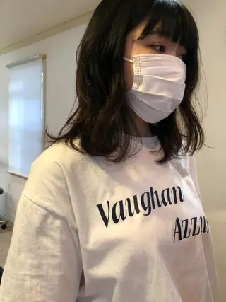 ミディアム NOUN所属・eri kinjoのヘアスタイル