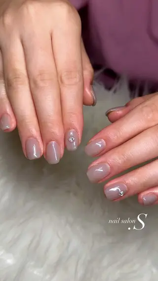 ネイル 関山 志乃のネイルデザイン