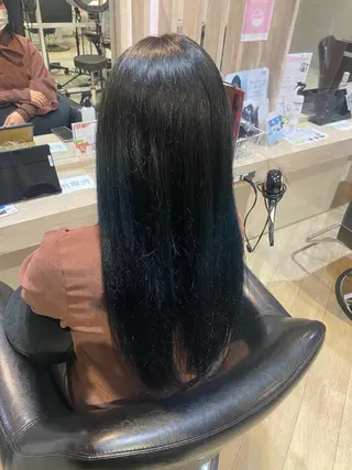 ロング カラー AiRU hair MIYUUのヘアスタイル