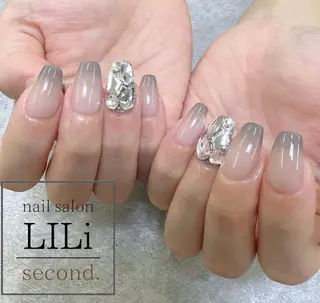 ネイル nailsalon LILi third.所属・Yukino .のネイルデザイン