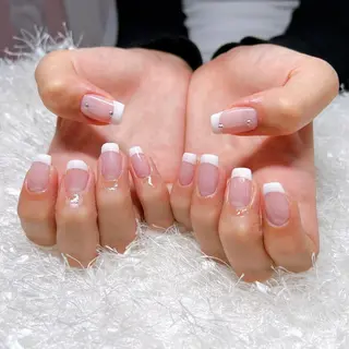 ネイル Nail&eye Belire 新宿のネイルデザイン