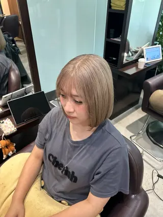 ショート カラー 坂本奈都美 🎀のヘアスタイル