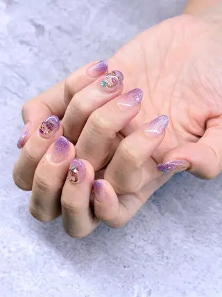 ネイル Roger 舞のネイルデザイン