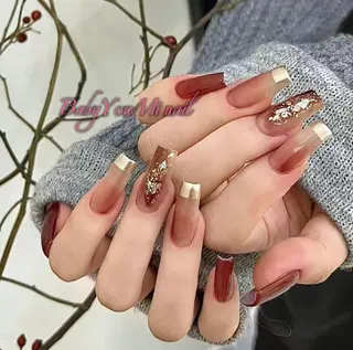 ネイル 相沢 さやかのネイルデザイン