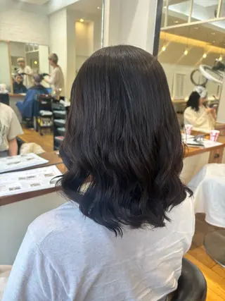 ミディアム コテ巻き風パーマ🫧 麻尋のヘアスタイル