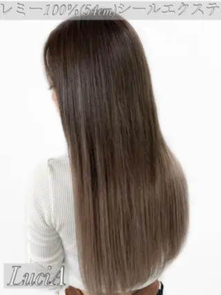 ロング LuciA/エクステ カラーのヘアスタイル