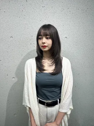 ロング 透明感ダブルカラー/ 諸岡ひばりのヘアスタイル