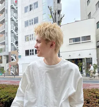 ショート カラー パーマ メンズ ｳﾙﾌ/ｾﾝﾀ- ﾊﾟｰﾄ【ﾅﾅﾐ】のヘアスタイル