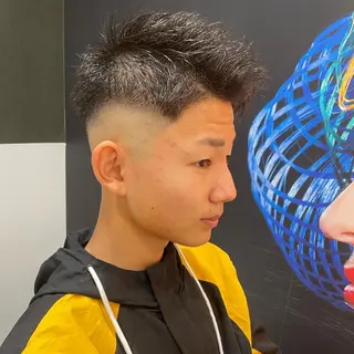 メンズ メンズヘア特化 崎田 成人のヘアスタイル