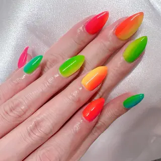 ネイル Emi lyのネイルデザイン