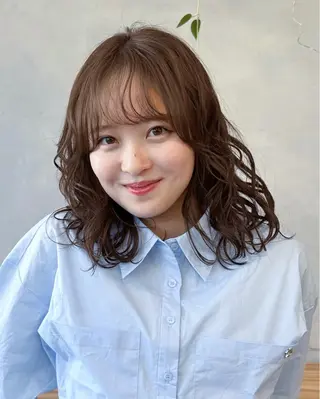 ミディアム カラー パーマ 🫧もも🫧 ／メンズ〜レディースのヘアスタイル