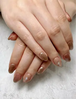 ネイル ERFOLG　GINZA横浜駅店所属・ERFOLG横浜店 石橋しのぶのネイルデザイン