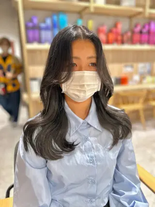 ロング カラー ヘアアレンジ トレンドlayer cut💐mihoのヘアスタイル