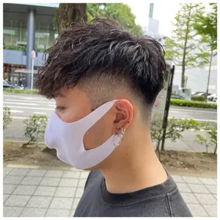 セミロング メンズ レイヤー・波巻き RYOSUKEのヘアスタイル